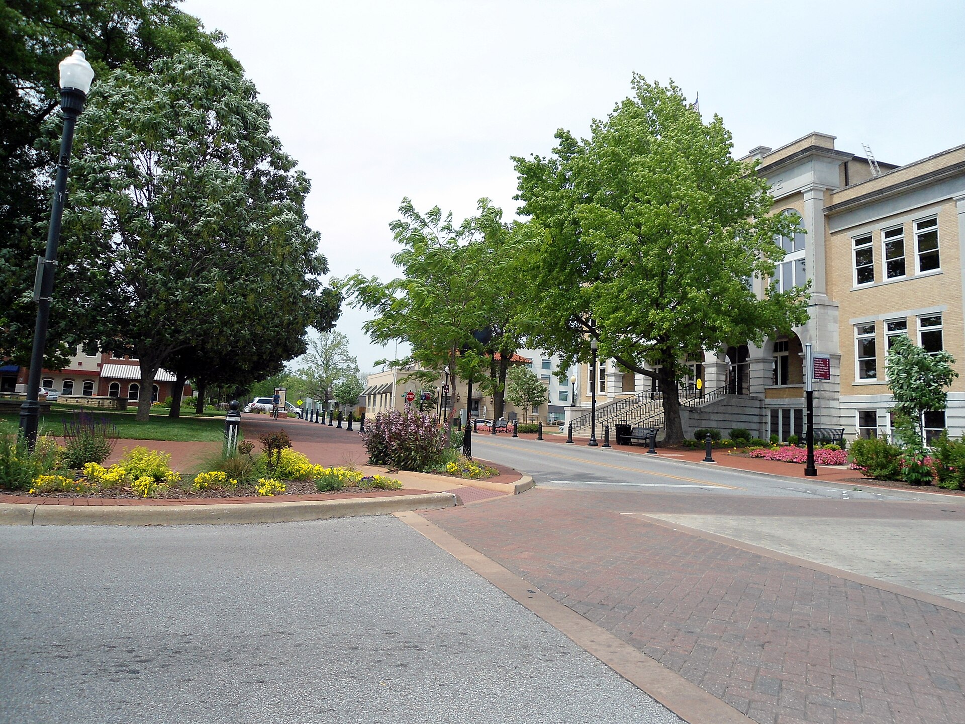 Bentonville, AR Cost of Living in 2026: Rent and Homes